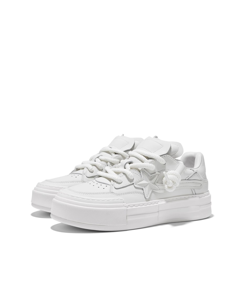 PureWhite Classic Sneaker