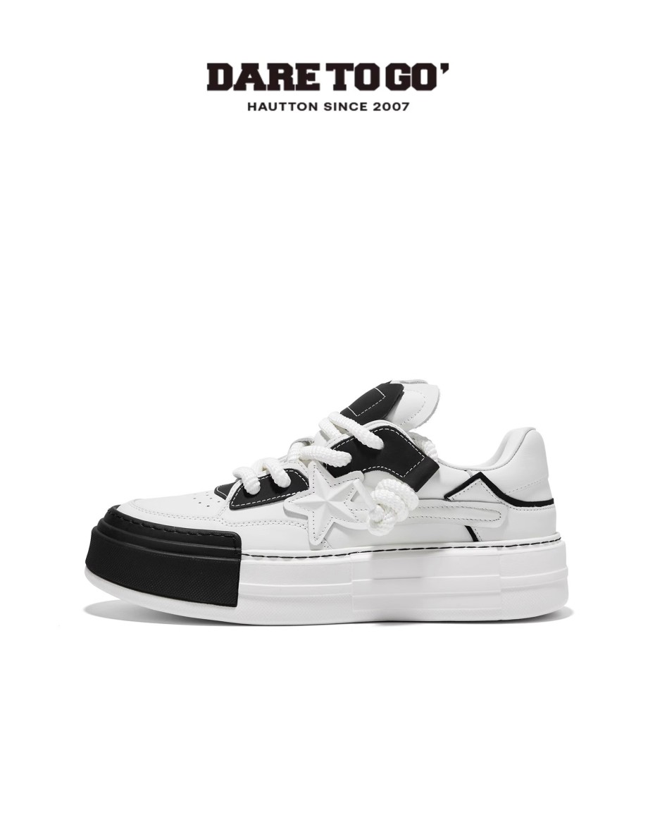 Roll N' Grind Sneaker