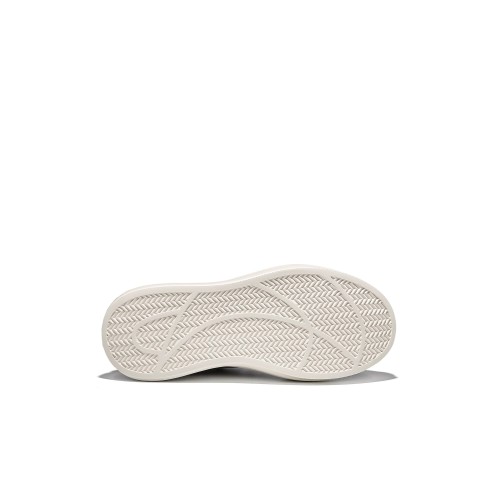 Momentum Skate Sneaker